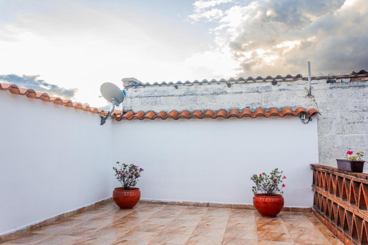 Casa De Las Rosas Cuenca Exterior photo
